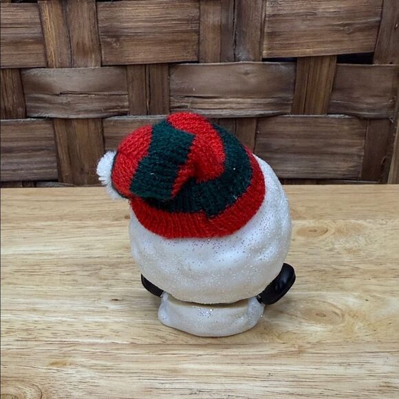 Vintage Festive Snowman ceramic Figurine with Red and Green Hat - Picture 3 of 5